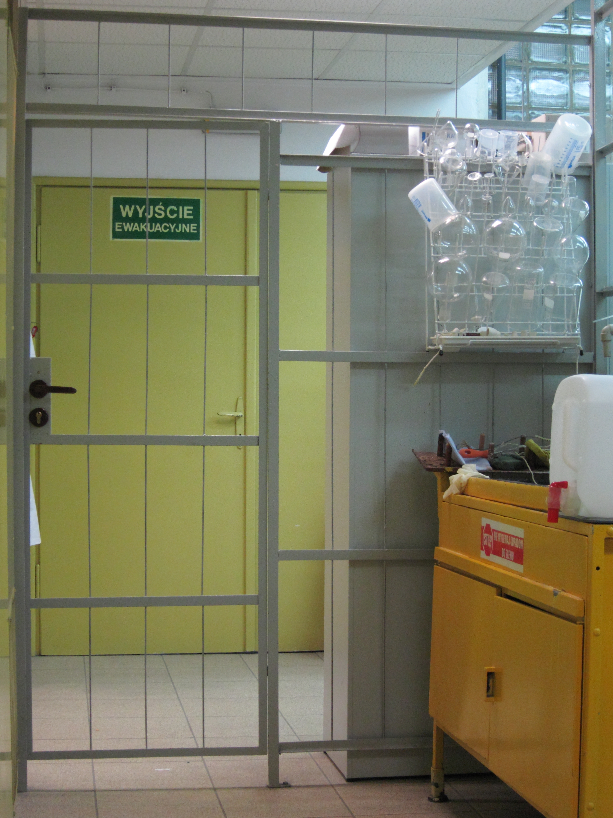 Photo of lab 203B
